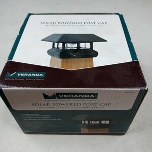 Solar Powered LED 4" x 4" BLACK Post Cap Light (Ac
